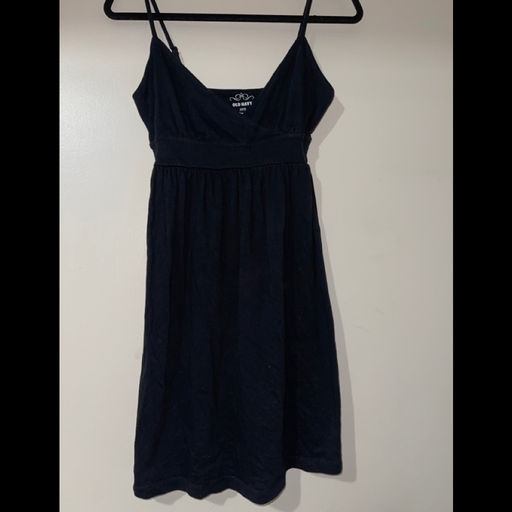 Little black dress.